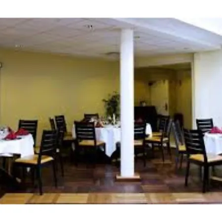 מלון Scandic Park 4*