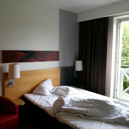 Scandic Park 4*