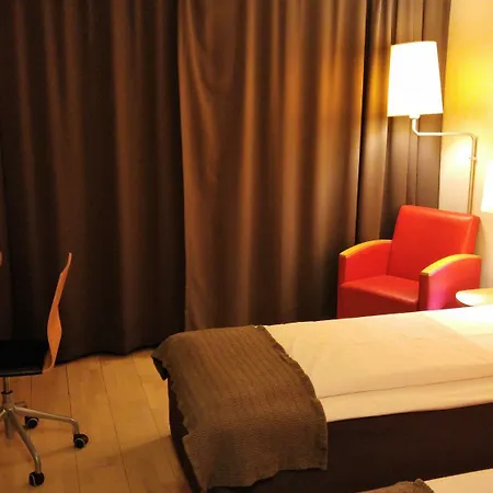 Scandic Park 4*