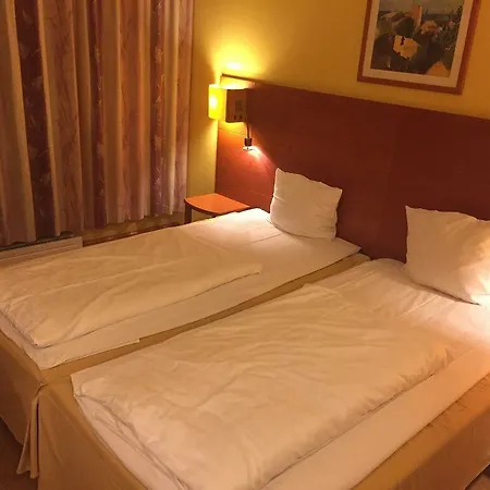 Scandic Park 4* רוסקלידה